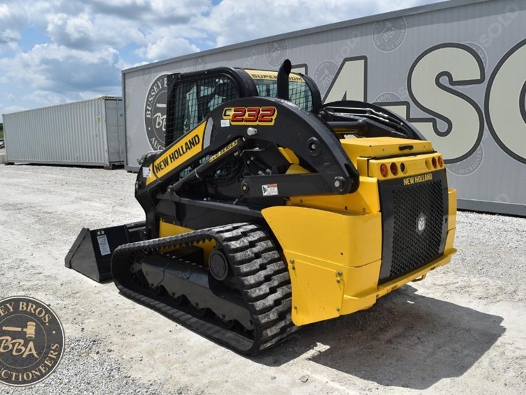 2019-new-holland-c232-image-12