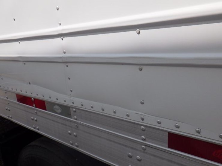 2019-utility-3000r-image-10