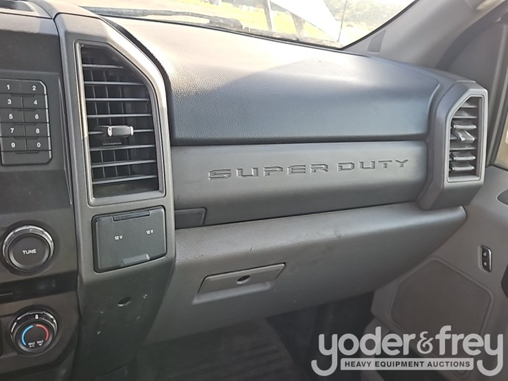 2018-ford-f550-image-22