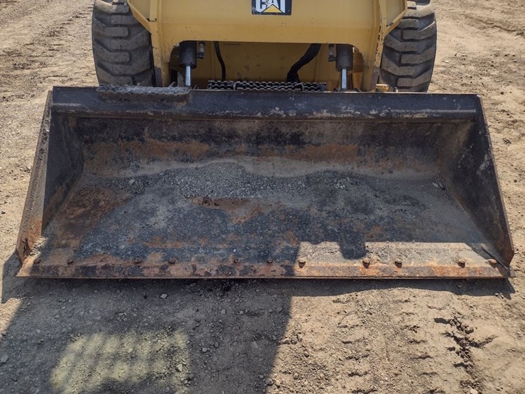 caterpillar-262d-image-17