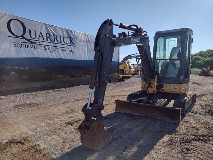 deere-35d-image-39