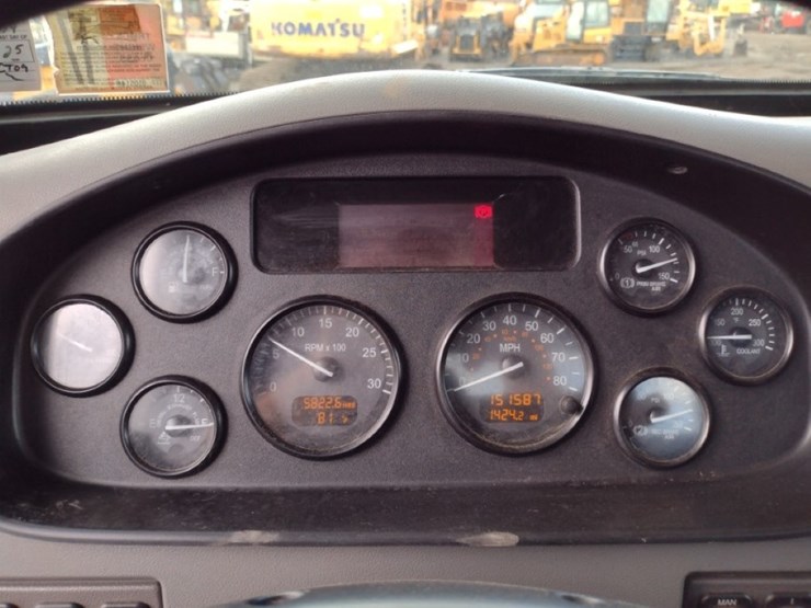 peterbilt-337-image-8