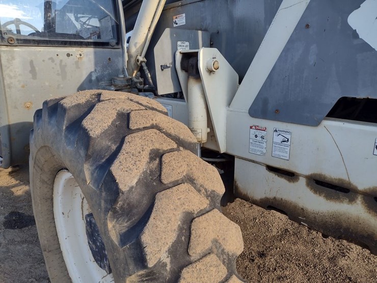 terex-th844c-image-15