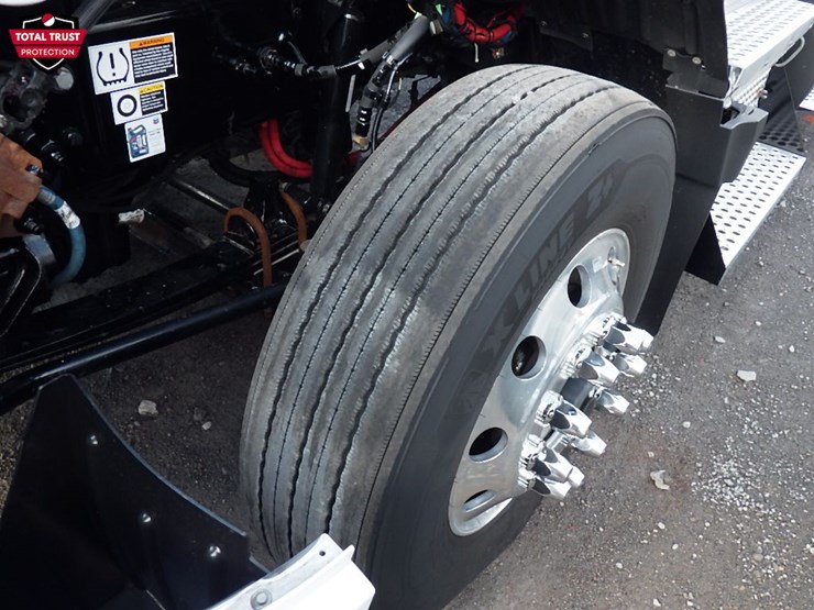2024-kenworth-t680-image-22