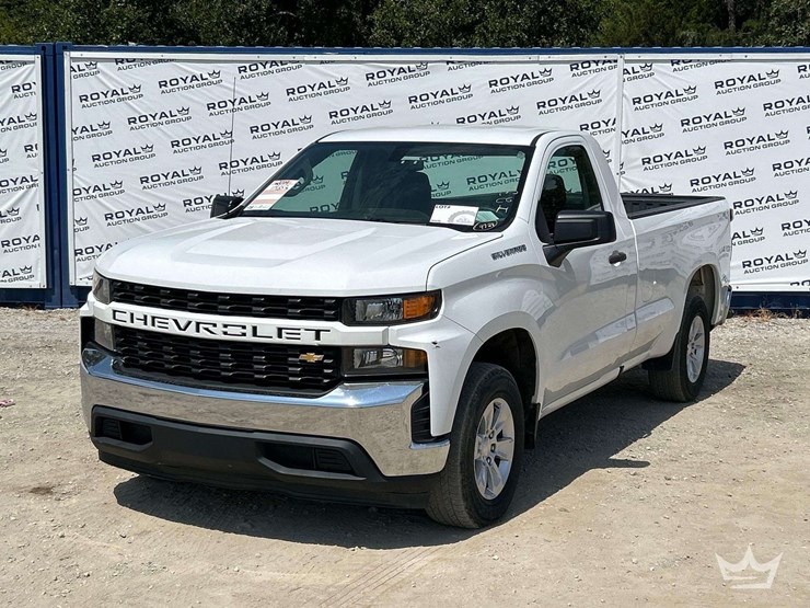 2019-chevrolet-silverado-1500-image-1