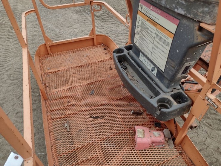 jlg-460sj-image-10