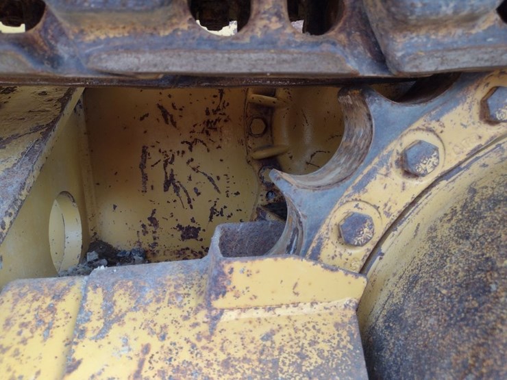 caterpillar-d5g-xl-image-15
