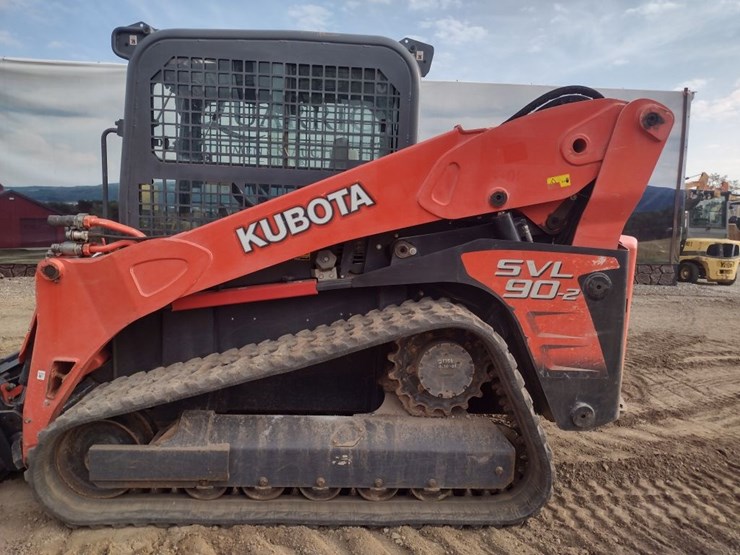 kubota-svl90-2-image-12