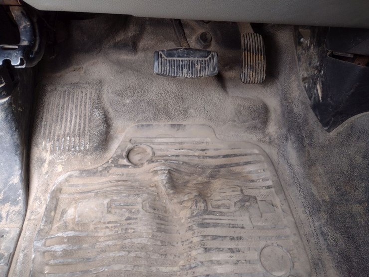 18-ford-f550-image-10