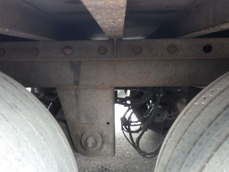 2016-utility-4000d-x-image-14