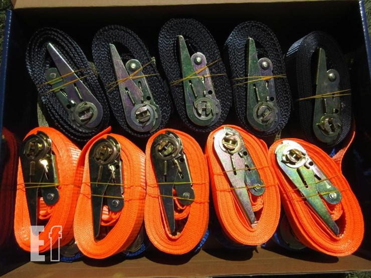 box-of-hookless-3.5m-ratchet-straps-image-2