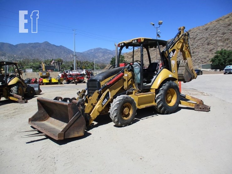 2010-caterpillar-420e-image-1