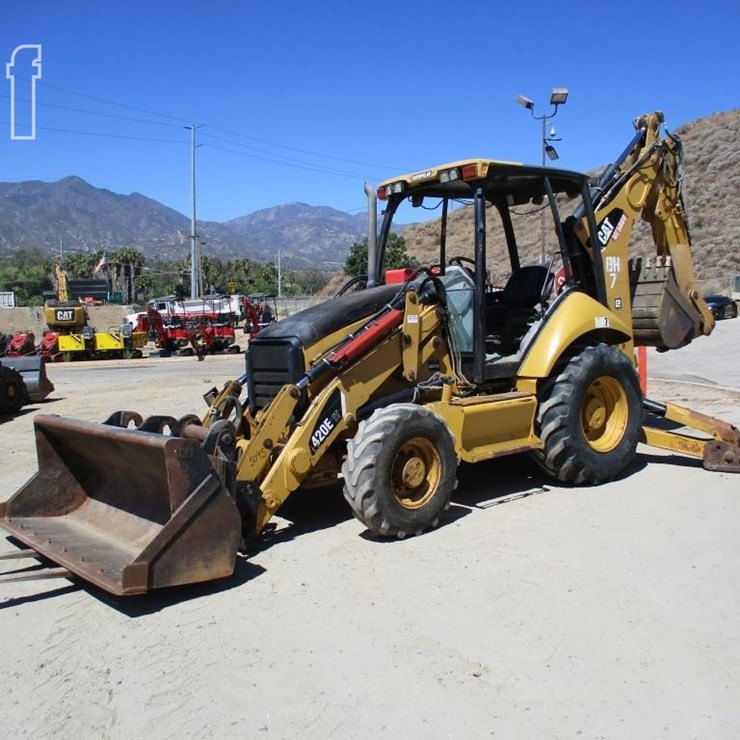2010 CATERPILLAR 420E