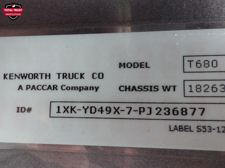 2023-kenworth-t680-image-28