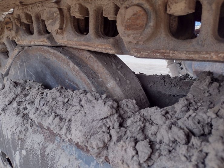komatsu-pc360-lci-11-image-17