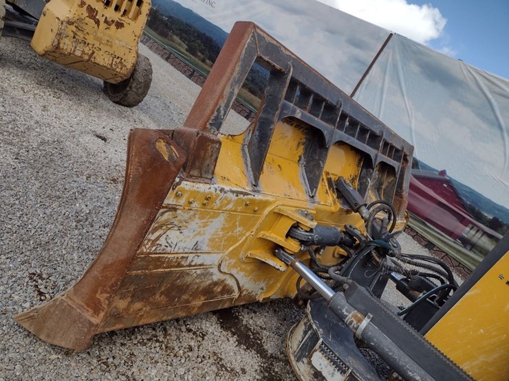deere-700l-image-24