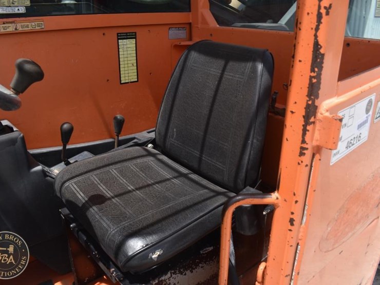 2012-jlg-g9-43a-image-27