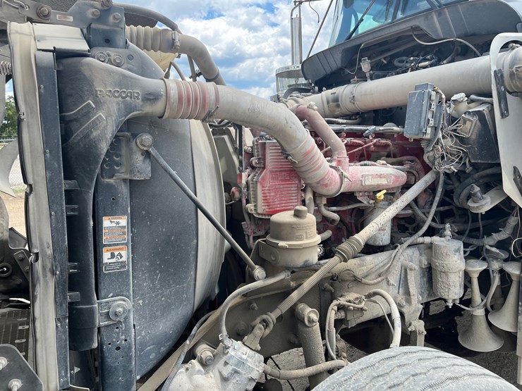 #39299-•-2010-kenworth-w9-image-14
