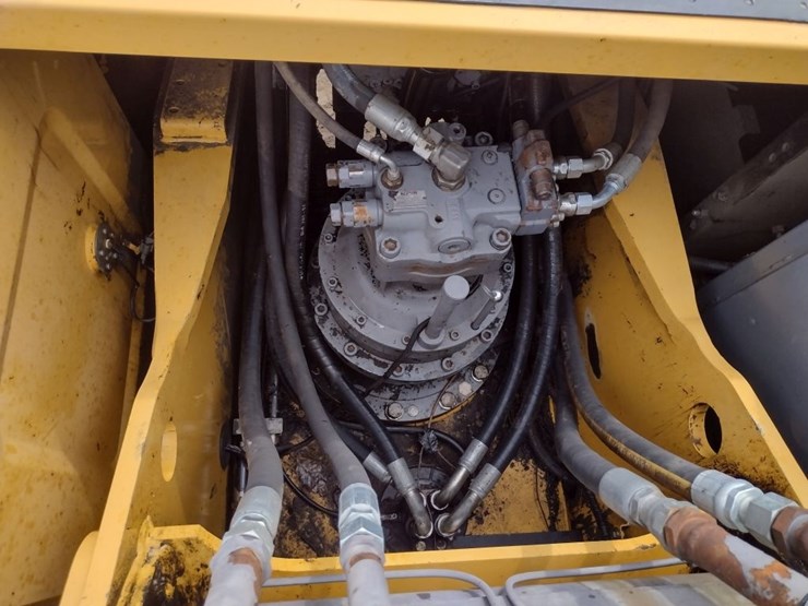 2007-deere-270d-lc-image-40