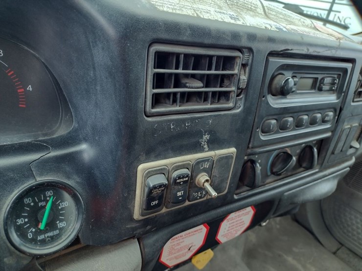 ford-f750-image-8