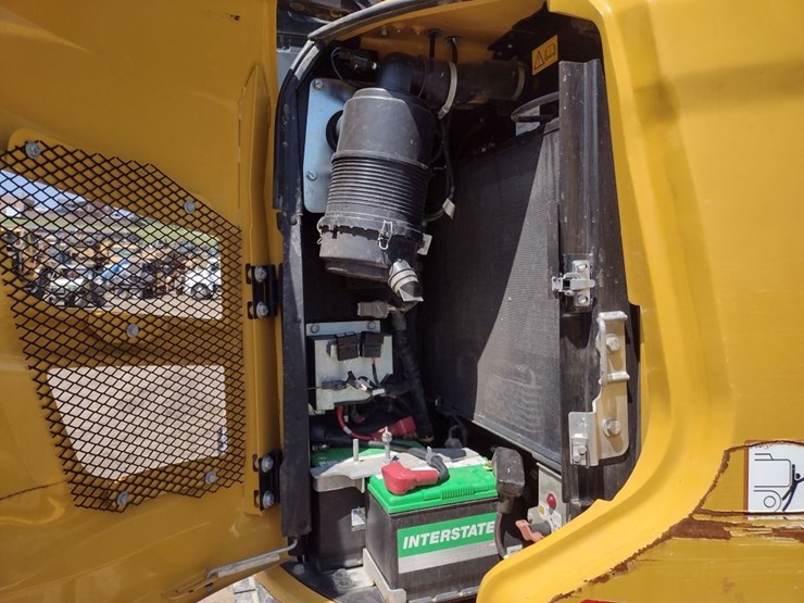 john-deere-85-image-44