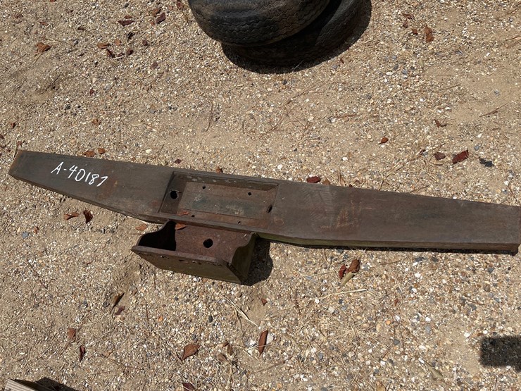#40187-•-heavy-duty-rear-truck-bumper-image-3