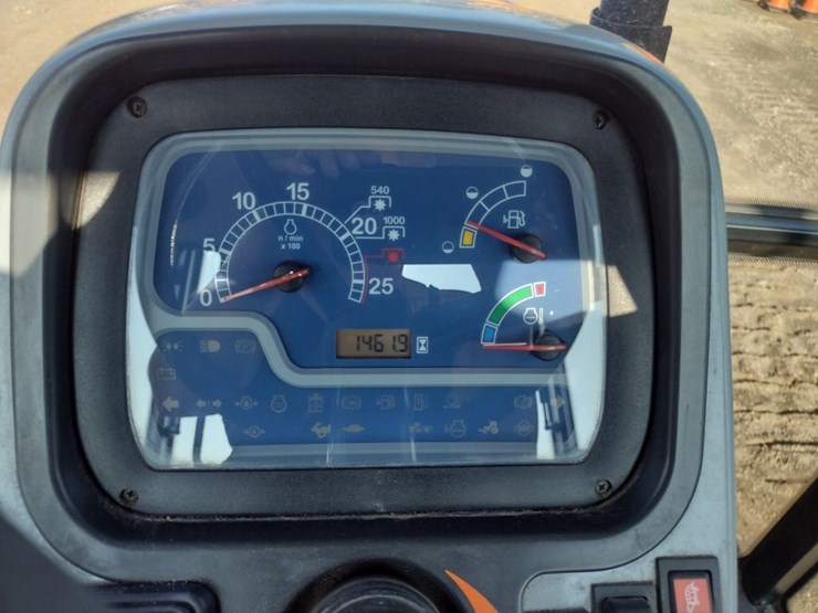 new-holland-ts6020-image-7
