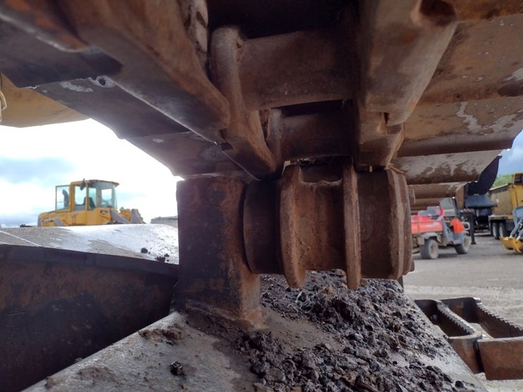 komatsu-pc350-lc-8-image-29
