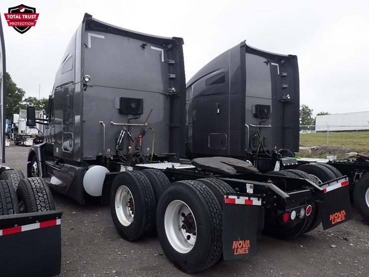 2023-kenworth-t680-image-17