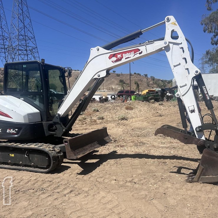 2022 BOBCAT E60