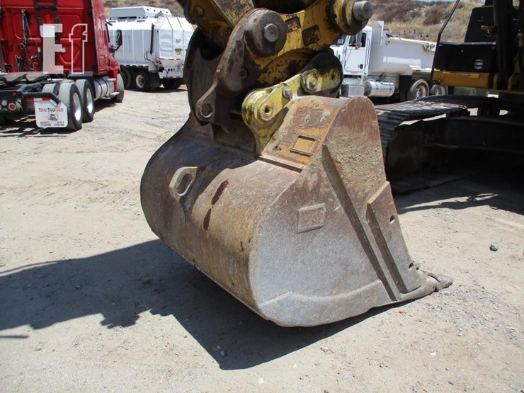2012-caterpillar-336e-image-16