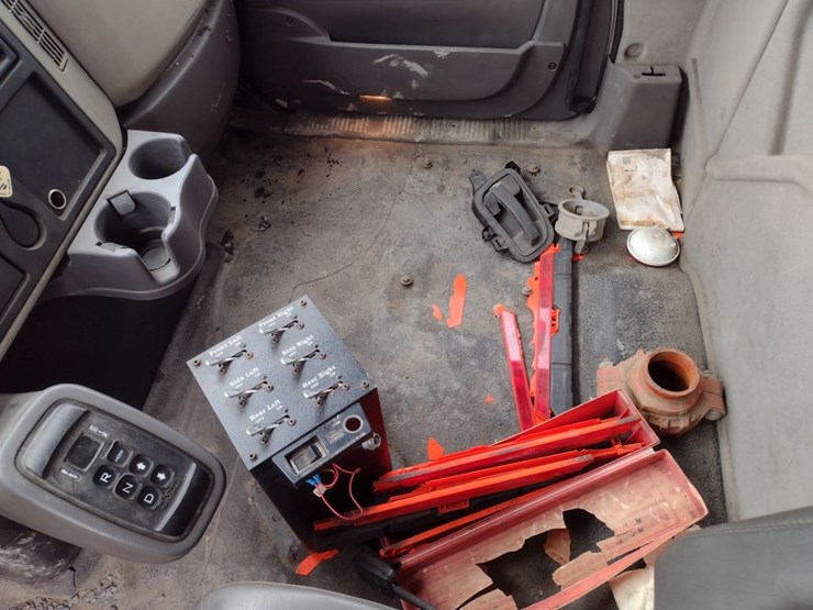 international-durastar-4400-image-11