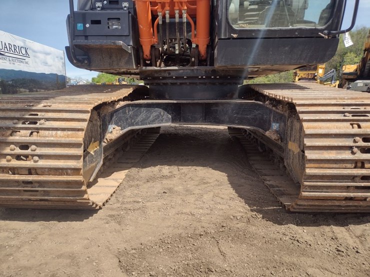 hitachi-zx160-lc-6n-image-27