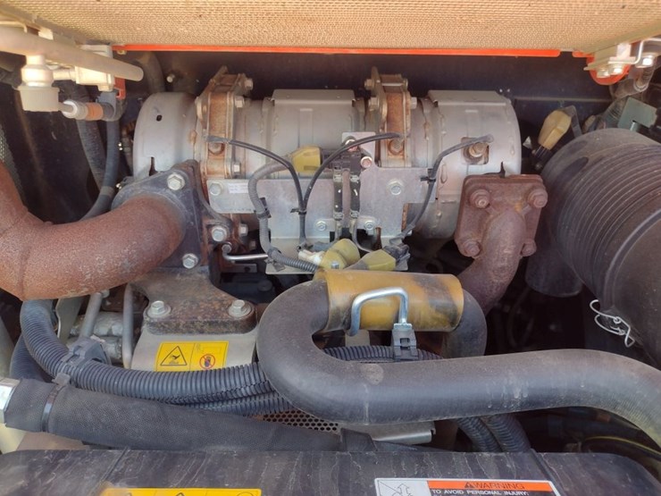 kubota-svl65-image-31