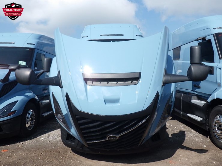 2026-volvo-vnl840-image-27