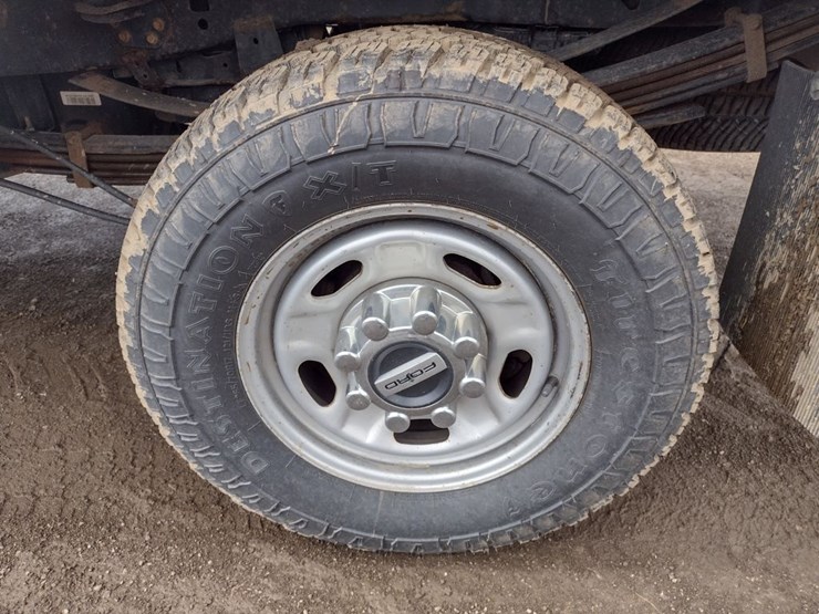 18-ford-f350-image-17