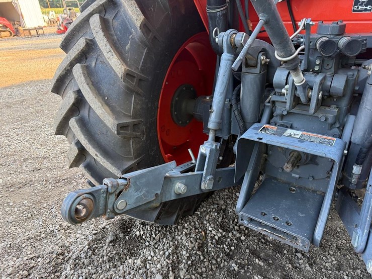 2020-kubota-m6060-image-14