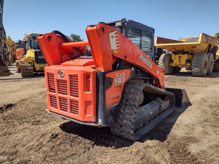 kubota-svl90-image-36