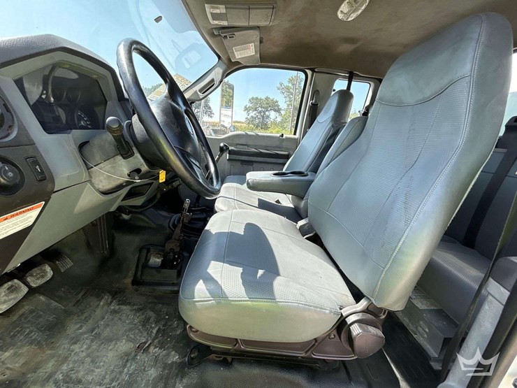 2015-ford-f750-image-12