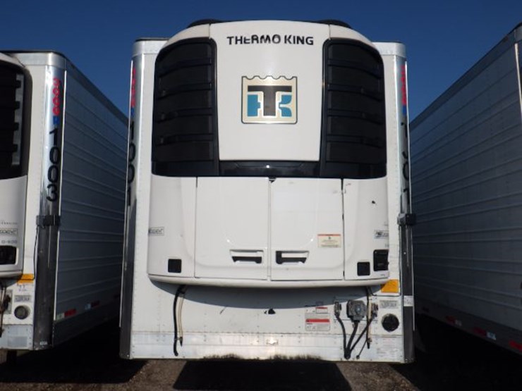 2022-utility-3000r-image-2