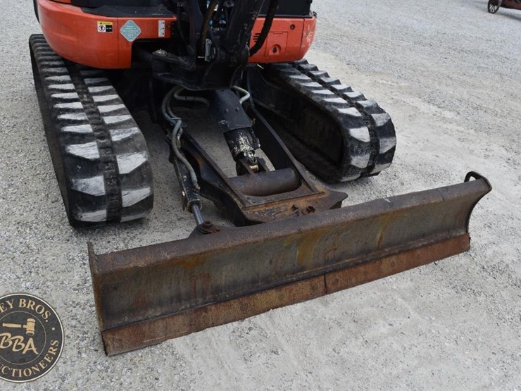2019-kubota-kx057-4-image-32
