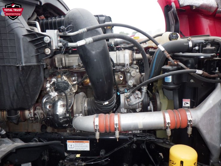 2022-freightliner-cascadia-126-image-27
