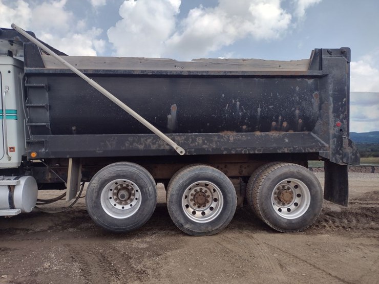 ox-bodies-16-ft-image-16