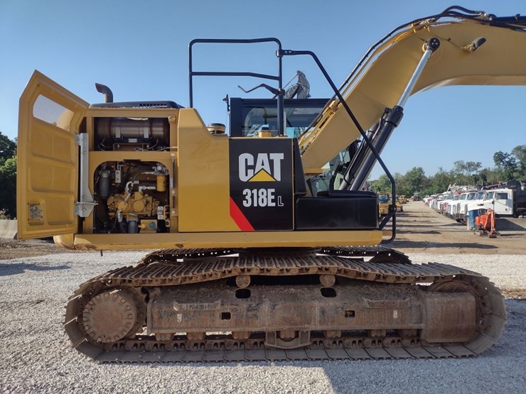 caterpillar-318e-image-25