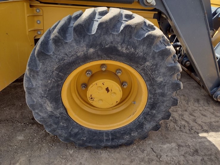 deere-310sl-image-25