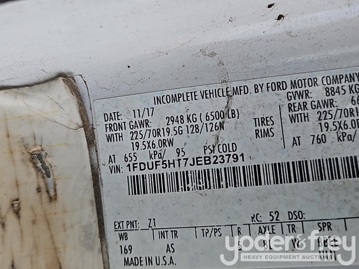 2018-ford-f550-image-32
