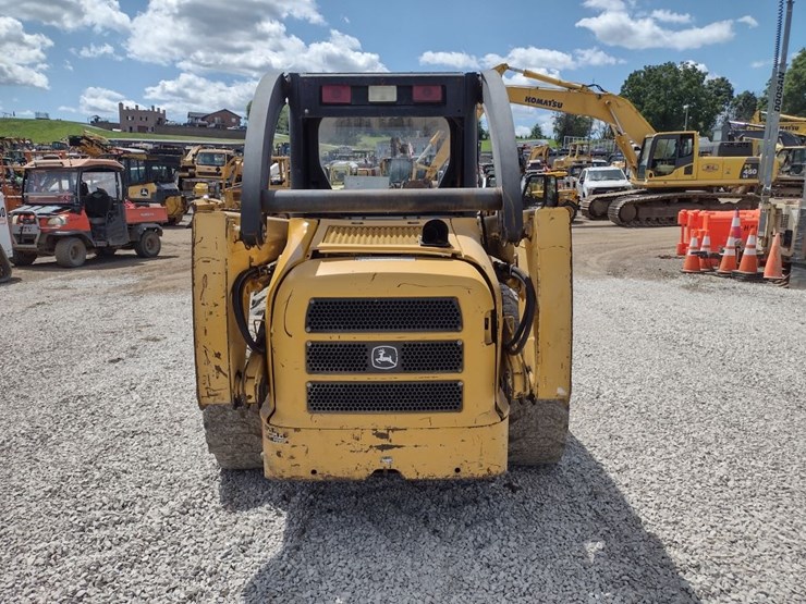 john-deere-250-image-4