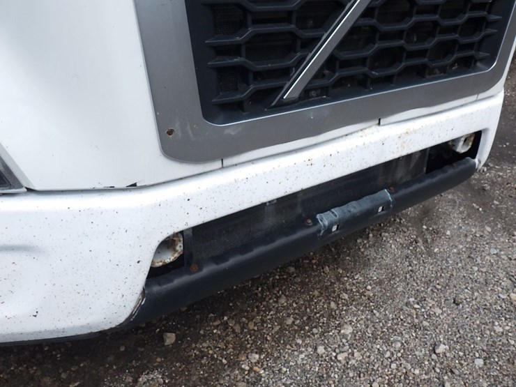 2019-volvo-vnr300-image-4