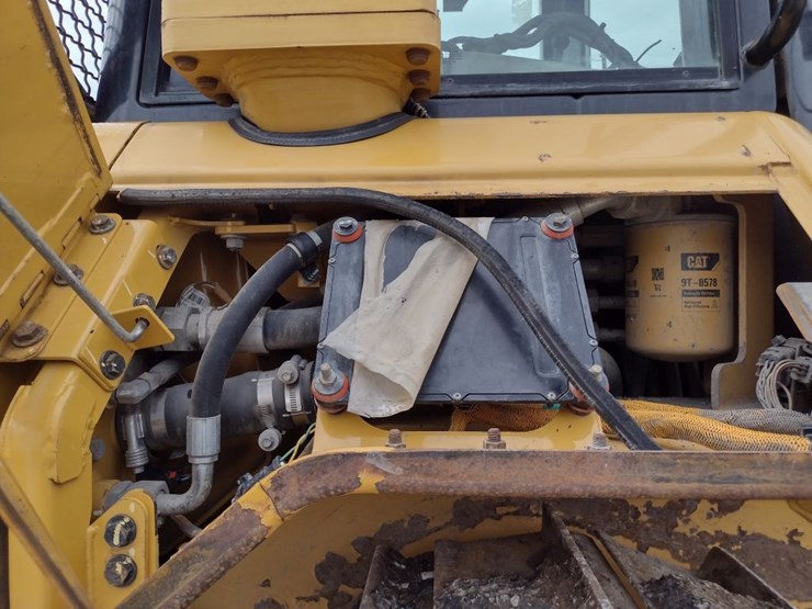 caterpillar-d6n-image-32