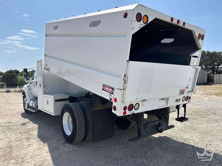 2015-ford-f750-image-2
